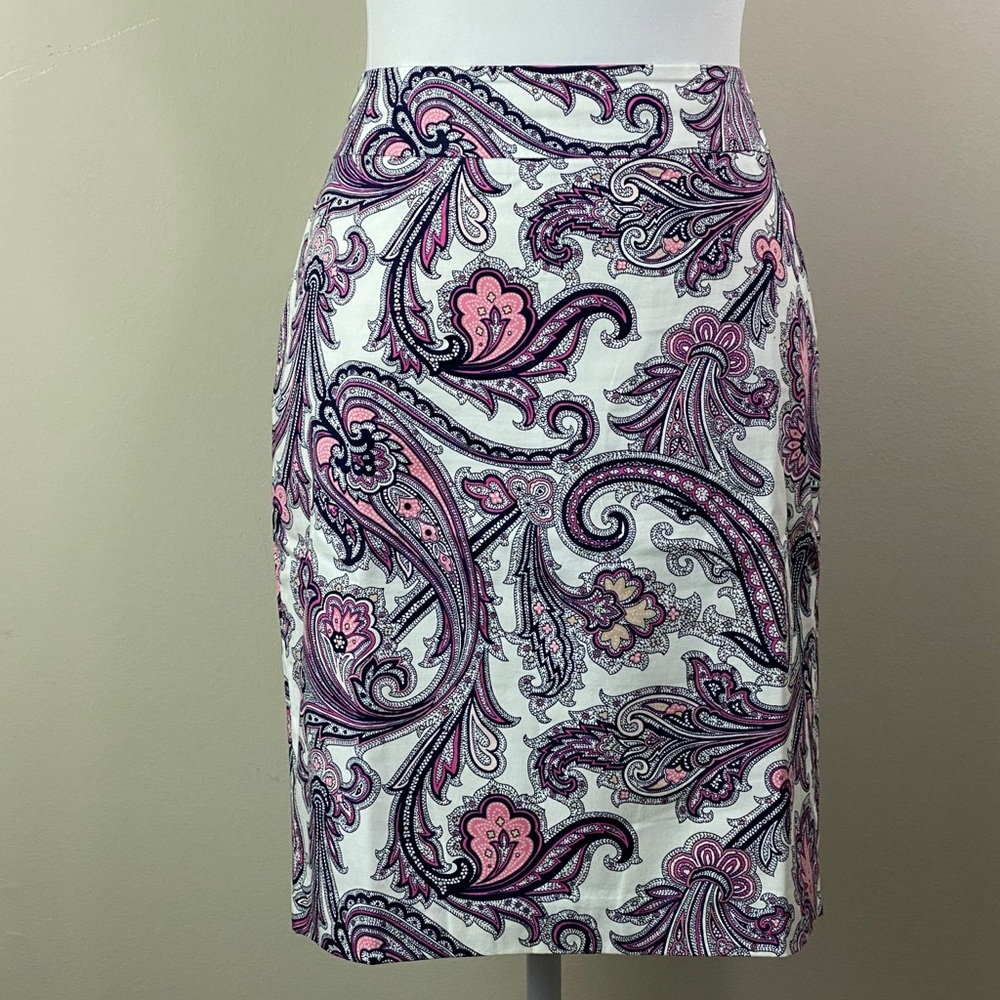 GONE (0045) Anne Taylor pink & blue Paisley Skirt!